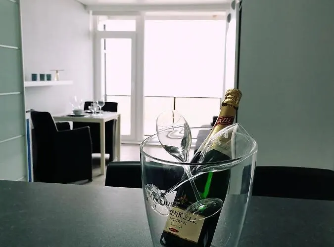 Modern Direct Seaview & Free Parking דירה *