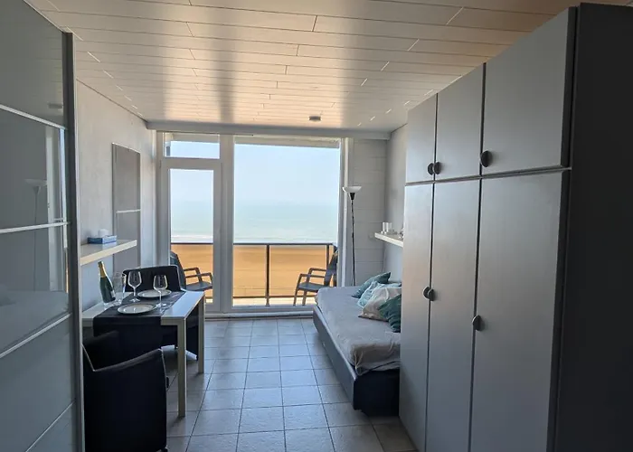 Modern Direct Seaview & Free Parking דירה *