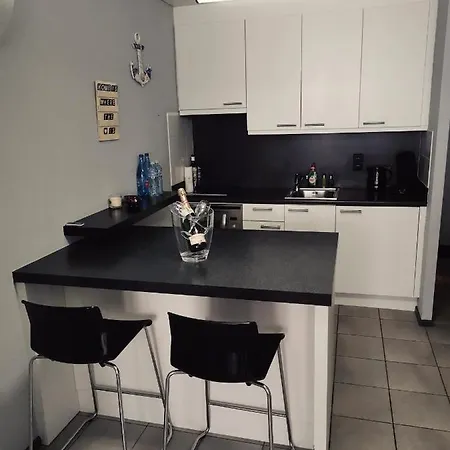 Modern Direct Seaview & Free Parking Apartment *